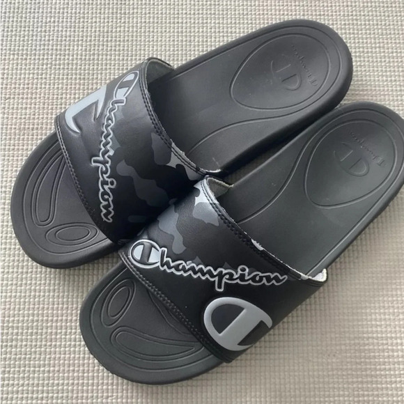 Champion Unisex Slide, Black, Camo Design Men's 11 Great Condition - Picture 6 of 8